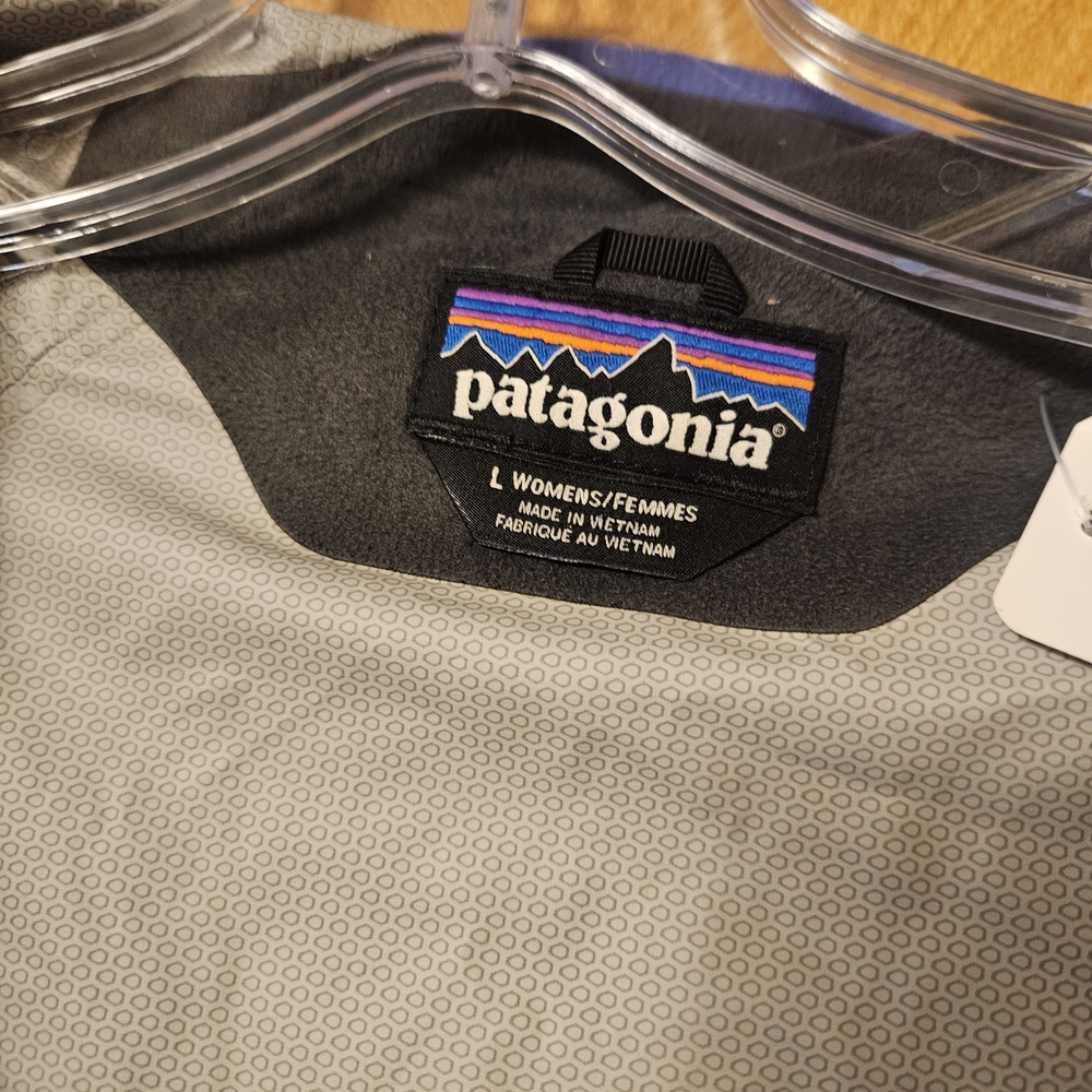 Patagonia Blue Hooded Utility Jacket - Picture 3 of 5